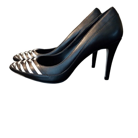 White House Black Market Scarlett Black and White Pumps - Size 9 - Picture 3 of 14
